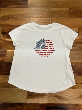 Maurices White Short Sleeve Tee with American Flag Sunflower Graphic